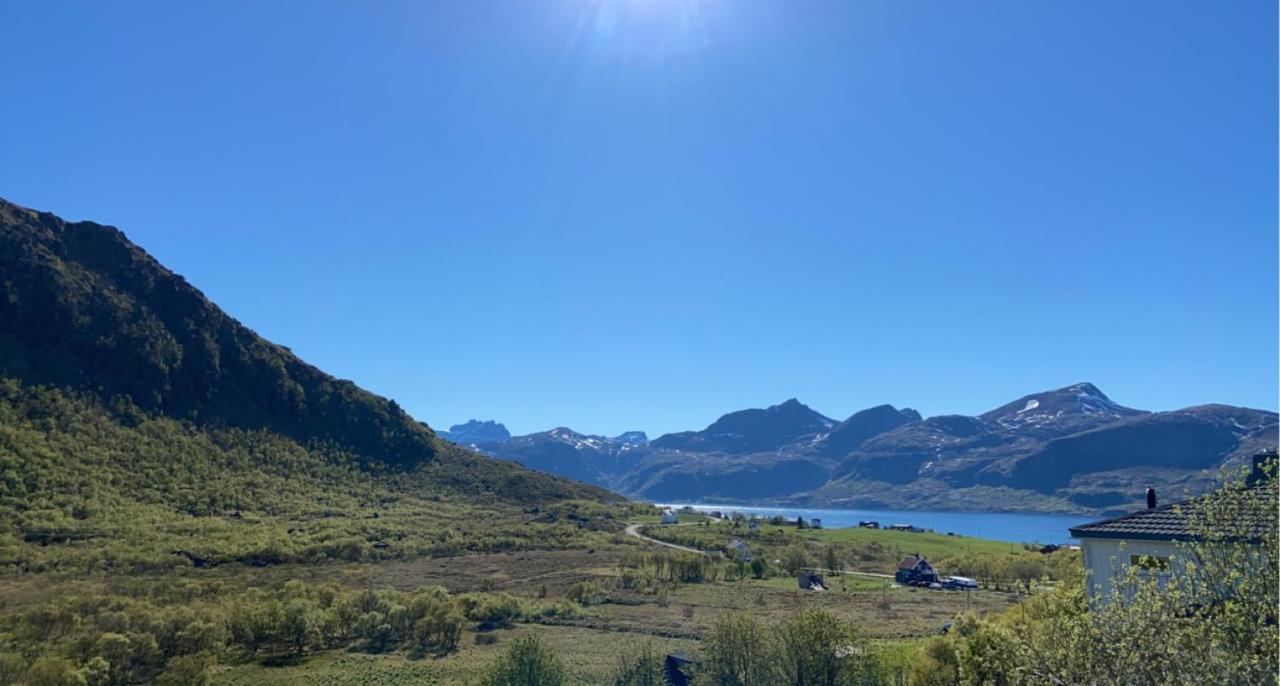 Villa Med Jacuzzi Og Nydelig Utsikt Gravdal  Екстериор снимка